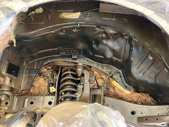 Unterbodenschutz & Hohlraumkonservierung bei Autozentrum Bruchmüller in Gera Bild: Unterbodenschutz & Hohlraumkonservierung bei Autozentrum Bruchmüller in Gera