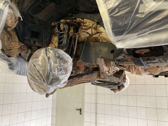 Unterbodenschutz & Hohlraumkonservierung bei Autozentrum Bruchmüller in Gera Bild: Unterbodenschutz & Hohlraumkonservierung bei Autozentrum Bruchmüller in Gera